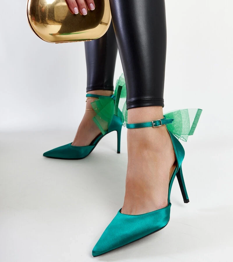 Zielone szpilki z kokardą Ilaysa