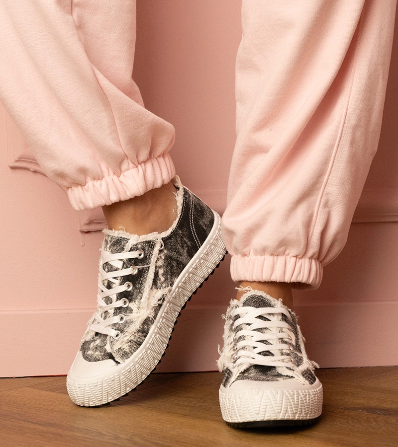 Czarne damskie trampki sneakersy sportowe Bellina