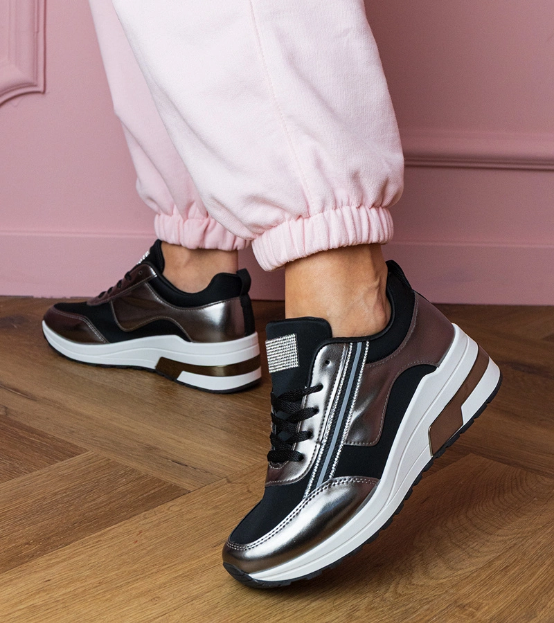 Czarne sneakersy z cyrkoniami i metaliczną wstawką Garsi