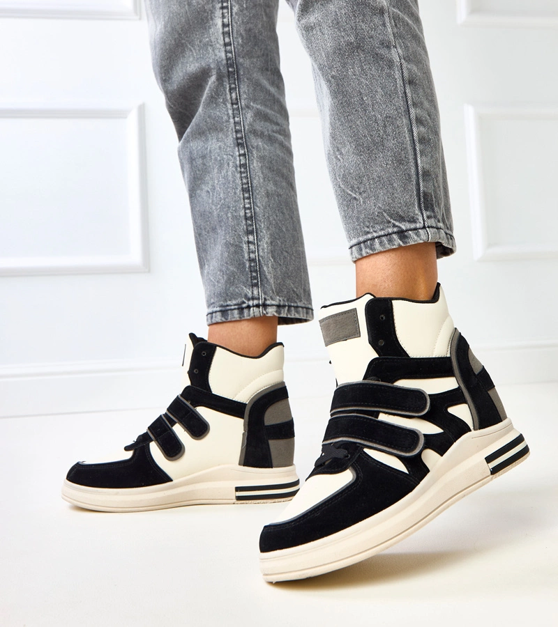 Wysokie sneakersy czarno-białe na ukrytym koturnie Ashni