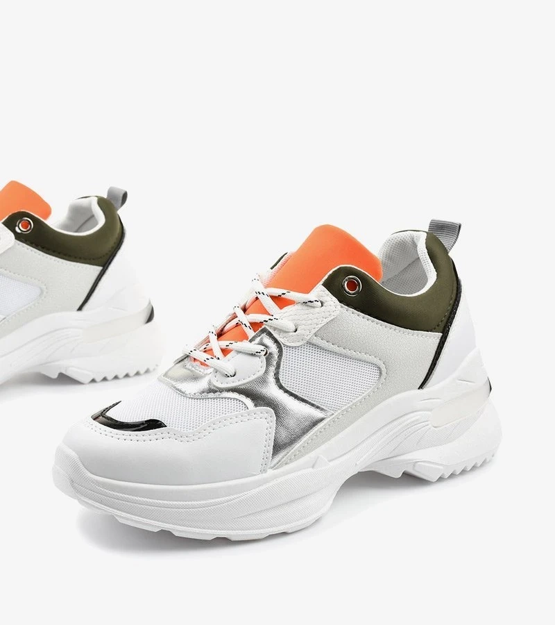 Białe modne obuwie sportowe Hymeda