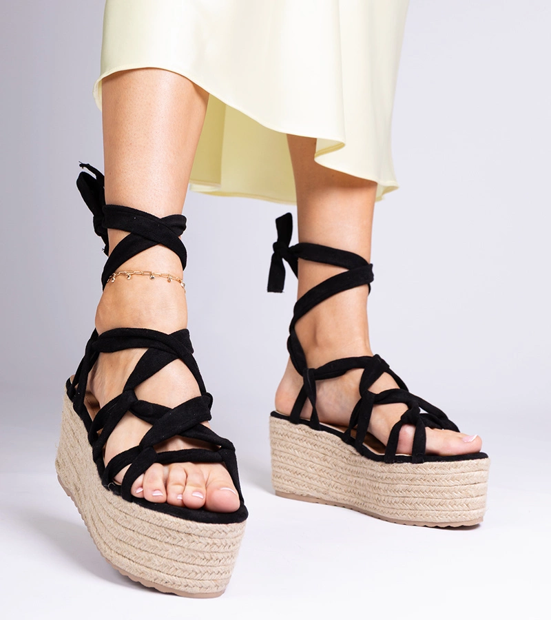 Czarne sandały espadryle na wysokiej platformie Narita