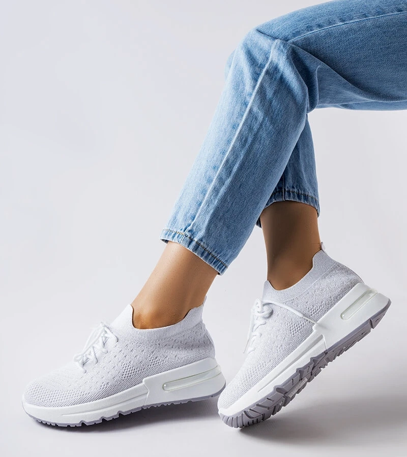 Białe sneakersy zdobione srebrną nitką Randolph