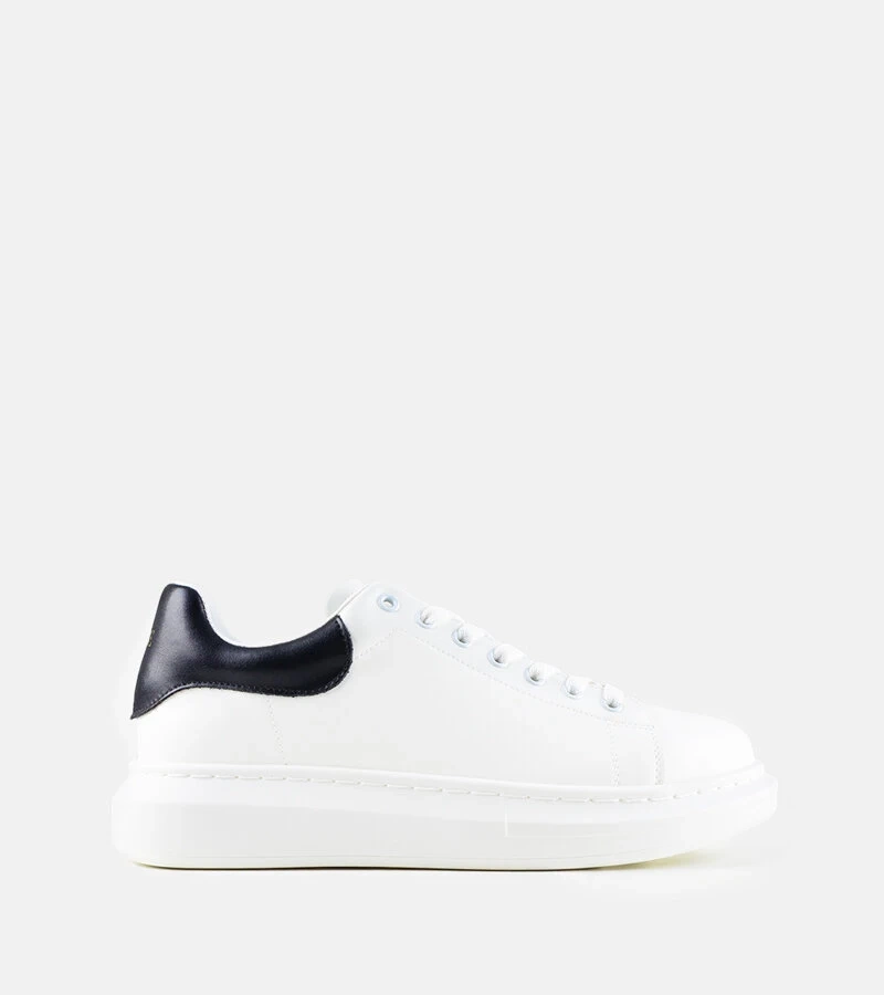 Białe męskie sneakersy GOE KK1N4005