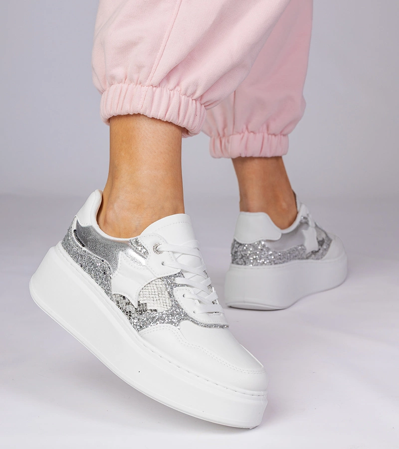 Białe sneakersy z brokatem i zwierzęcym drukiem Bertula