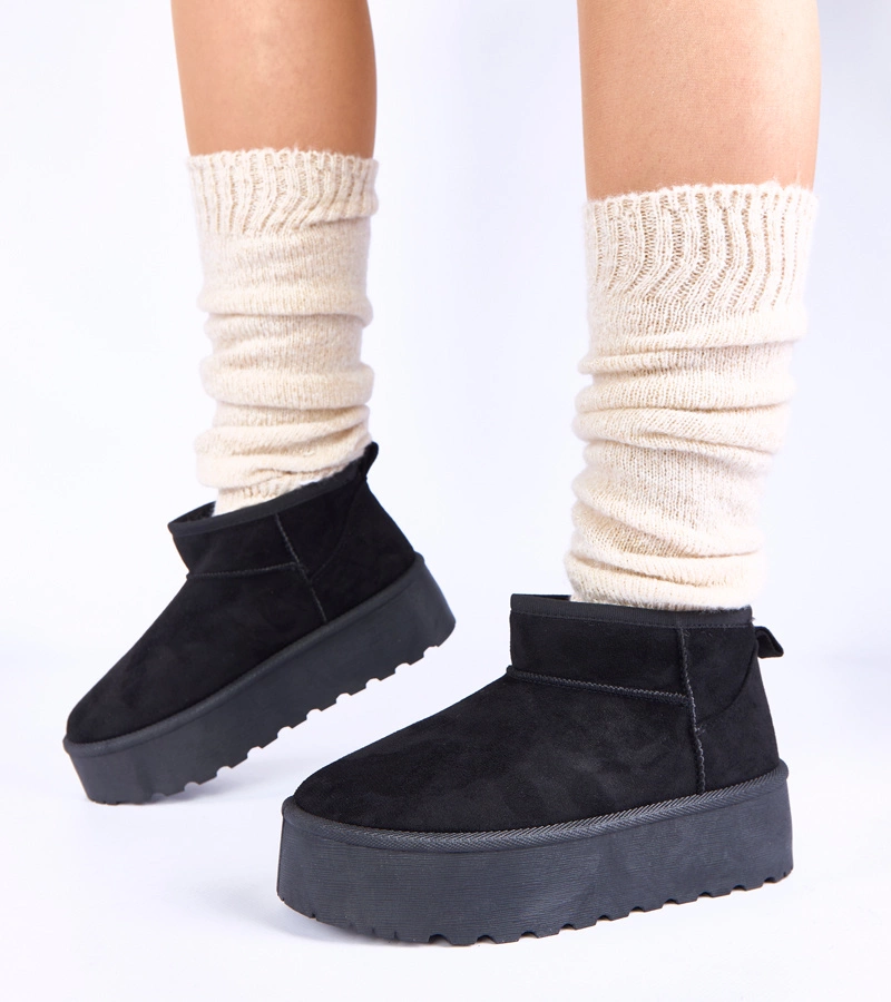 Czarne śniegowce na platformie ocieplane futerkiem Mouna