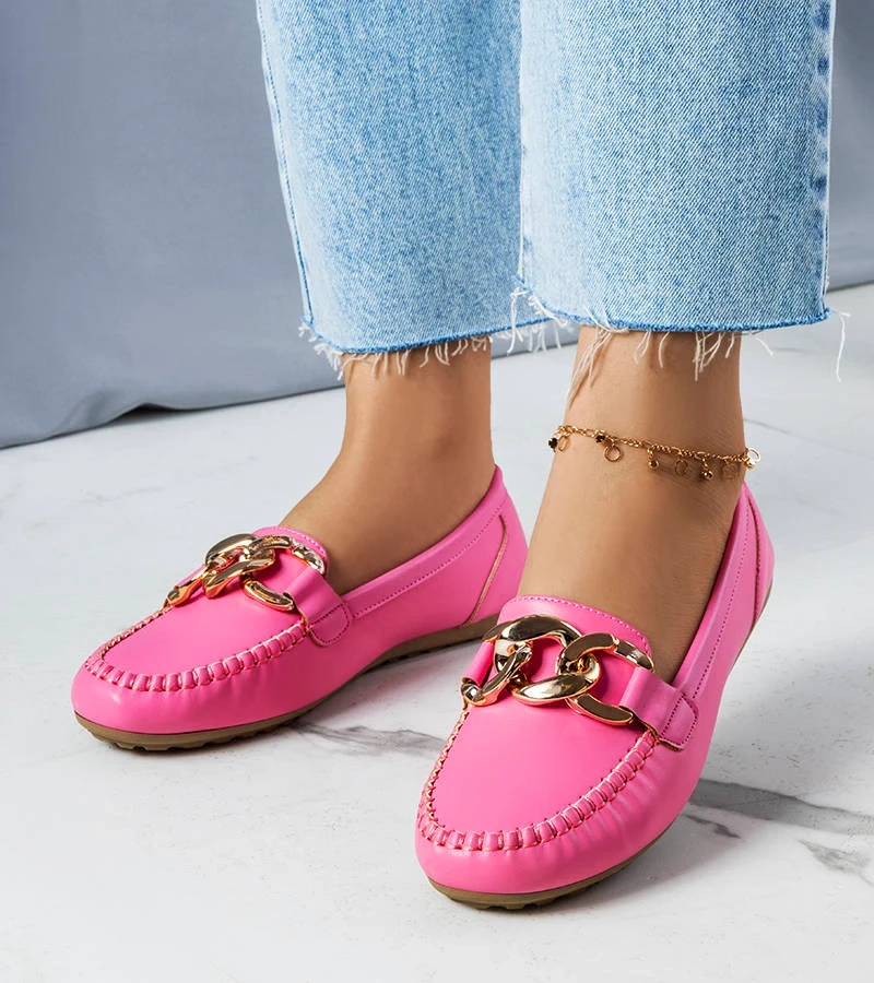 Różowe mokasyny z łańcuchem Norma