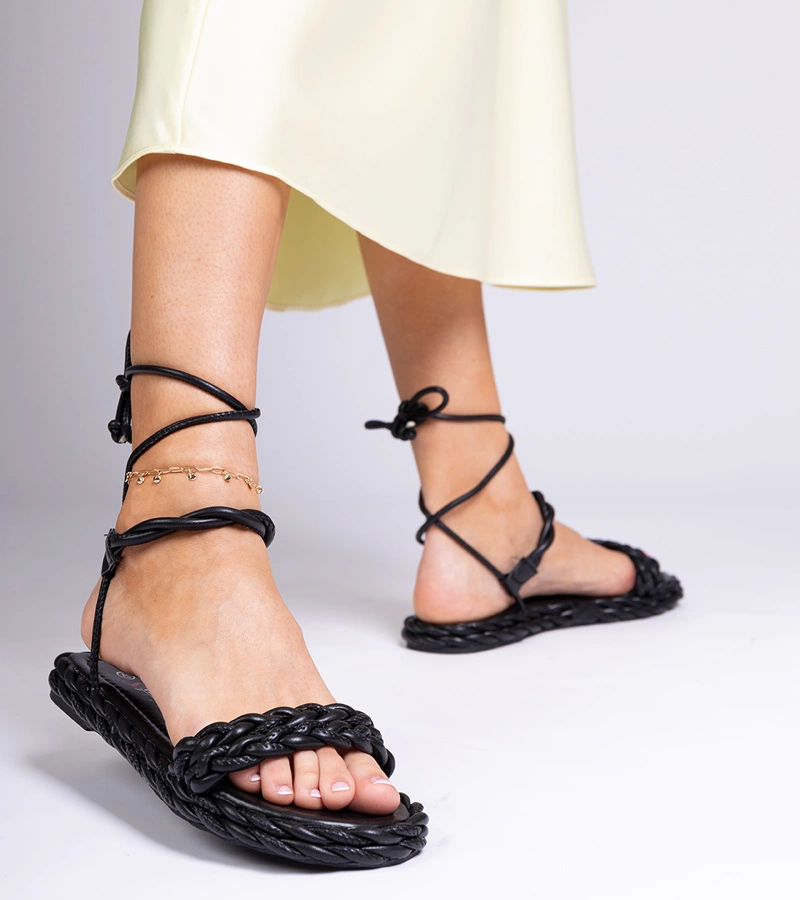 Czarne sandały damskie plecione Tarina