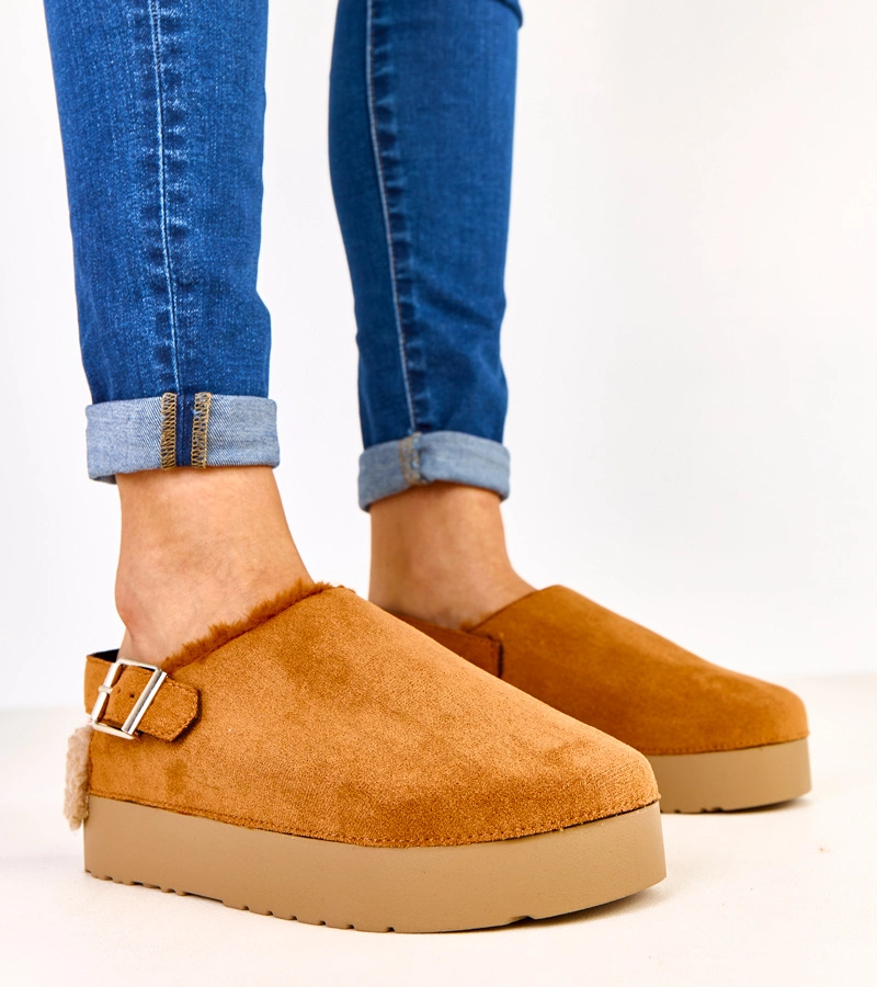 Brązowe zabudowane kapcie ze sprzączką Berley