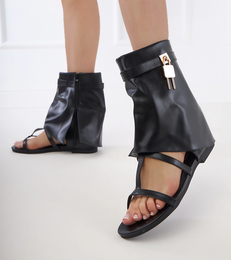 Czarne sandały płaskie z cholewką Serida