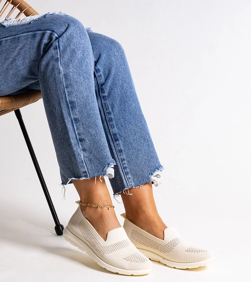 Beżowe tenisówki na piankowej podeszwie Rahima