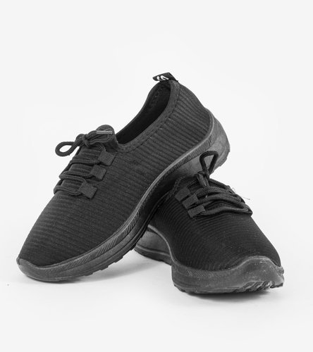 Czarne wsuwane obuwie sportowe Slip
